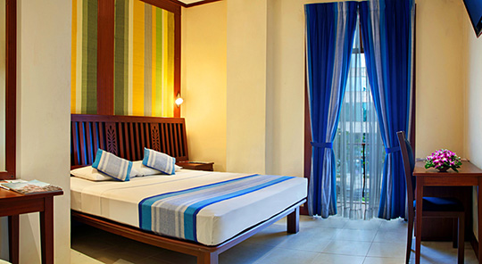 The Colombo City Hotel double room interior